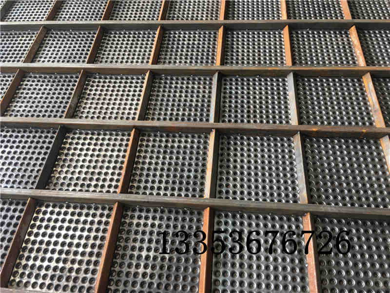 硅鐵渣方形搖擺篩的篩分和清網(wǎng)方式分為哪幾種？2